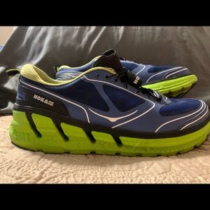 Hooka One One Men’s Running Shoe Size 10.5